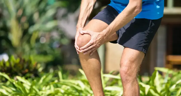 Preventing Knee Pain in Bending What You Need to Know Waters Edge Medical Clinic Preventing Knee Pain in Bending What You Need to Know